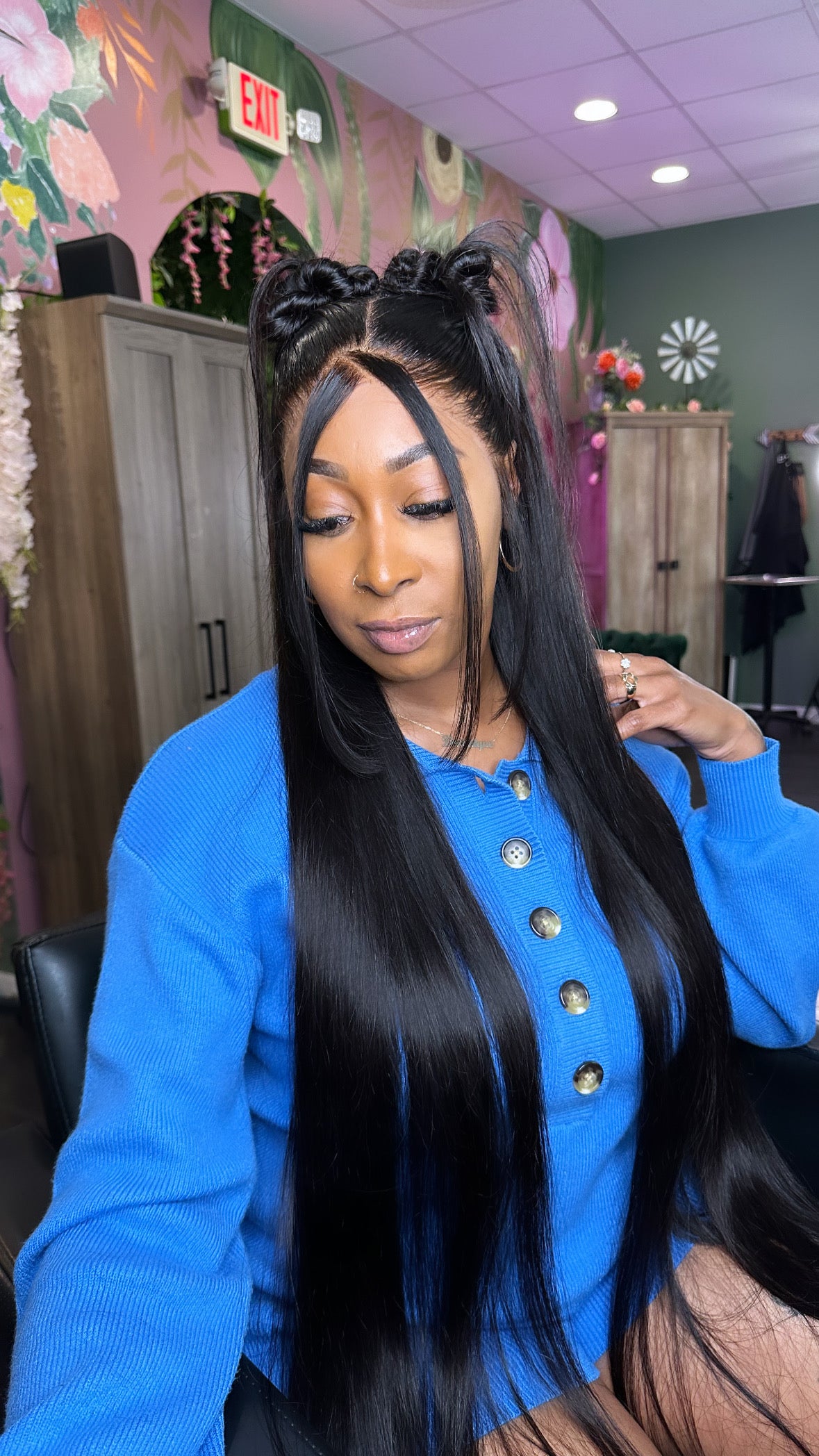 Straight Single Bundles